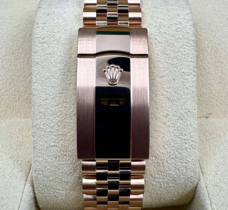Rolex Sky-dweller 336935 Rose Gold Blue Dial Jubilee Bracelet Unworn 2024