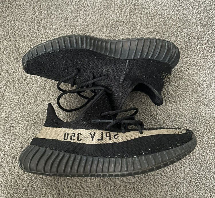 Yeezy Boost 350 V2 Green Size 10