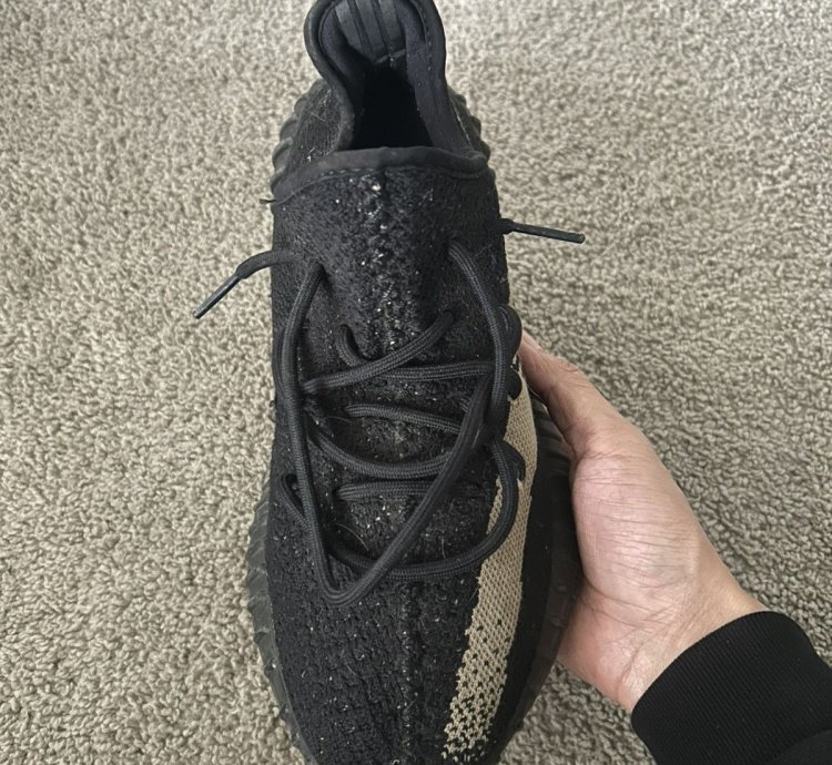 Yeezy Boost 350 V2 Green Size 10