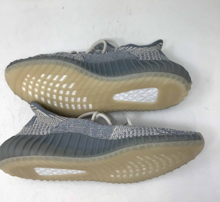 Yeezy Boost 350 V2 Israfil