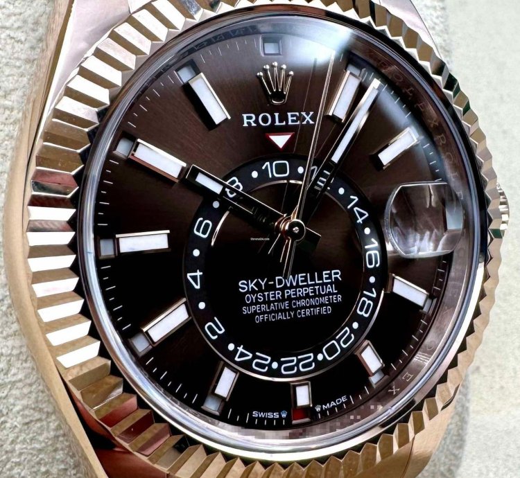 Rolex Sky-dweller 336935 Rose Gold Chocolate Dial Oyster Bracelet Unworn 2023