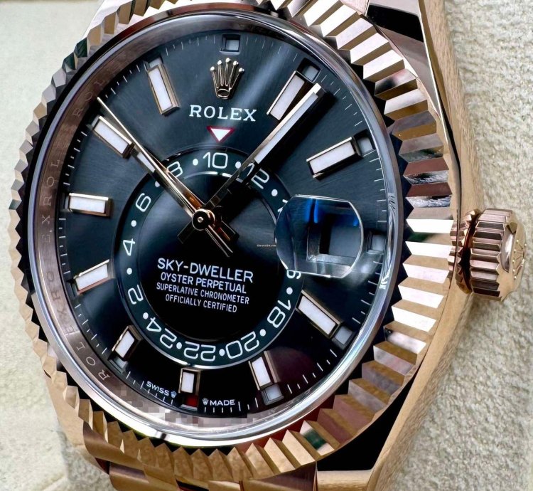 Rolex Sky-dweller 336935 Rose Gold Rhodium Dial Jubilee Bracelet Unworn 2024