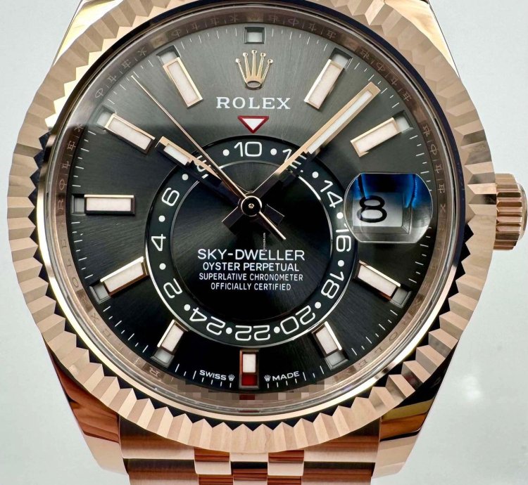 Rolex Sky-dweller 336935 Rose Gold Rhodium Dial Jubilee Bracelet Unworn 2024