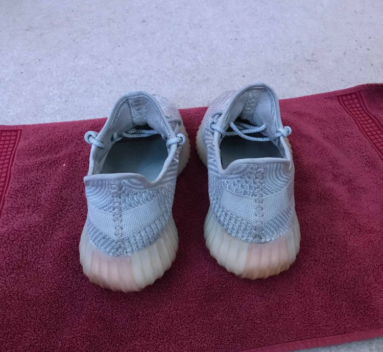 Yeezy Boost 350 V2 Lundmark Reflective