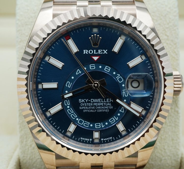 Rolex Sky-dweller 336935 Sky-dweller 42 Mm 18k Rose Gold Blue Dial Oyster Bracelet Complete Set 2024