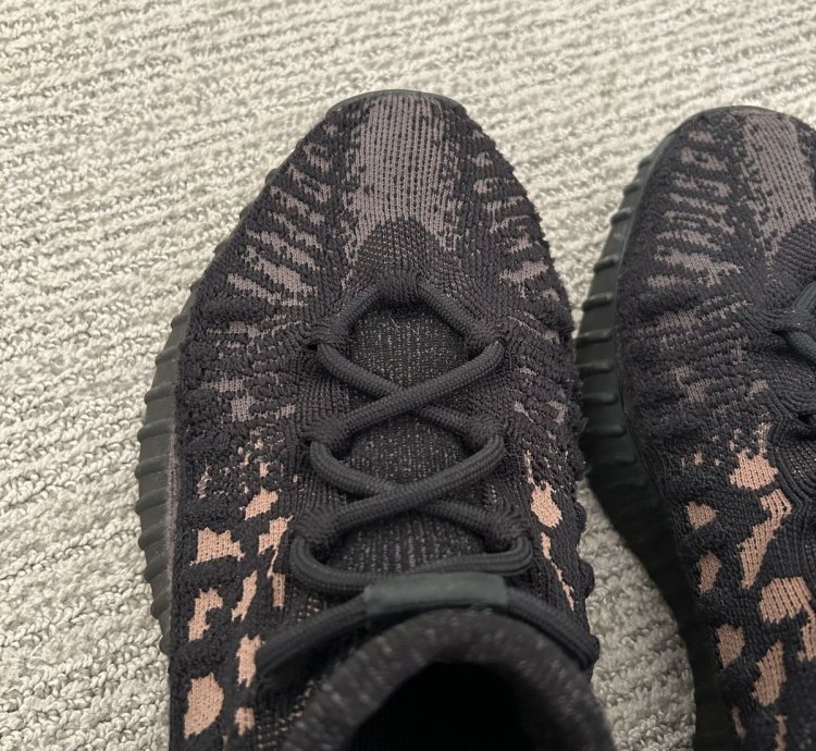 Yeezy Boost 350 V2 Mx Dark Salt