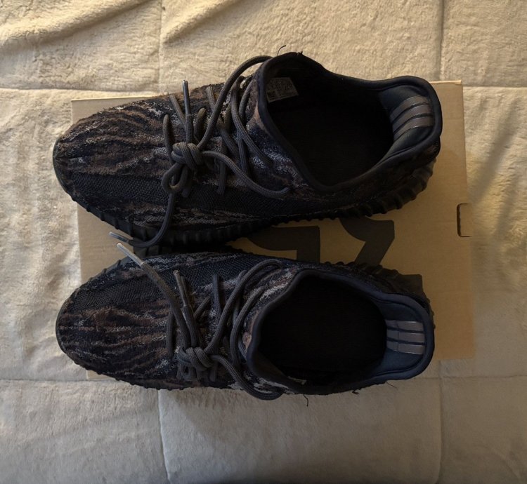 Yeezy Boost 350 V2 Mx Rock