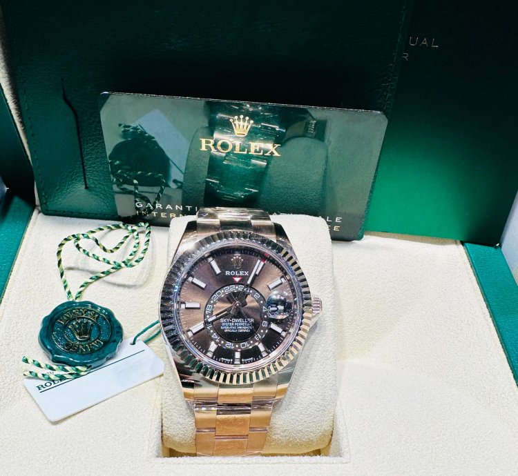 Rolex Sky-dweller 336935 Sky-dweller Stainless Steel Chocolat Dial Oyster Bracelet 42mm