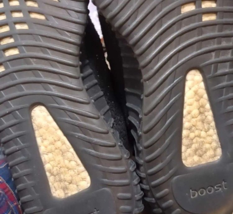 Yeezy Boost 350 V2 Oreo Size 10 Us Men Used Good Box Adidas