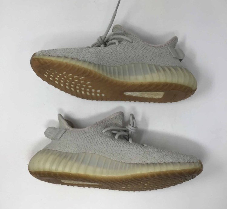 Yeezy Boost 350 V2 Sesame