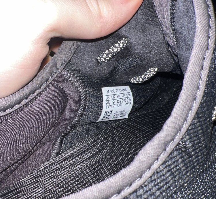 Yeezy Boost 350 V2 Static Black