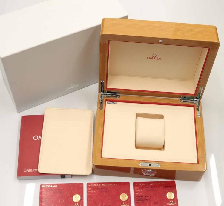 Omega Seamaster Planet Ocean 215 63 44 21 03 001 Automatic Very Good