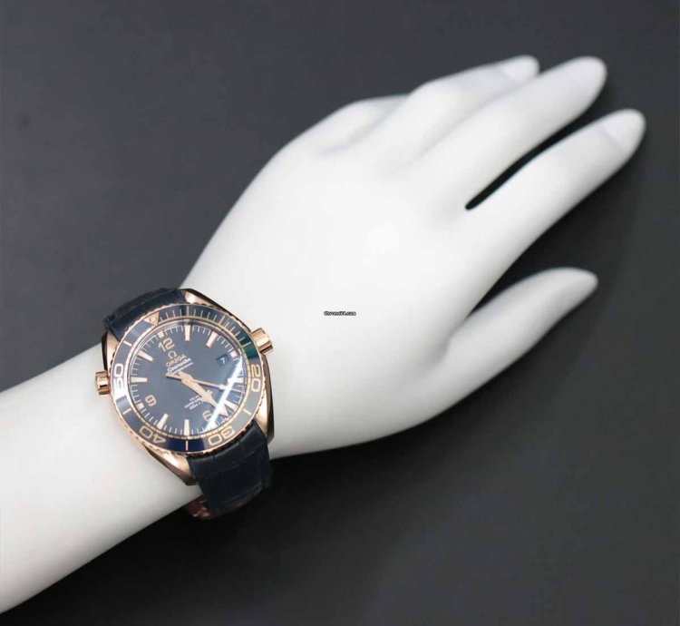 Omega Seamaster Planet Ocean 215 63 44 21 03 001 Automatic Very Good