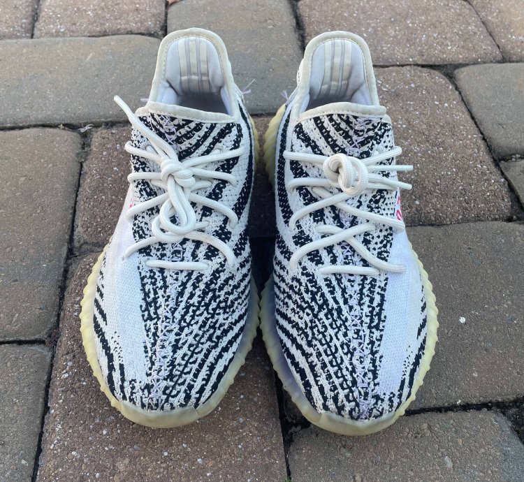 Yeezy Boost 350 V2 Zebra 2017