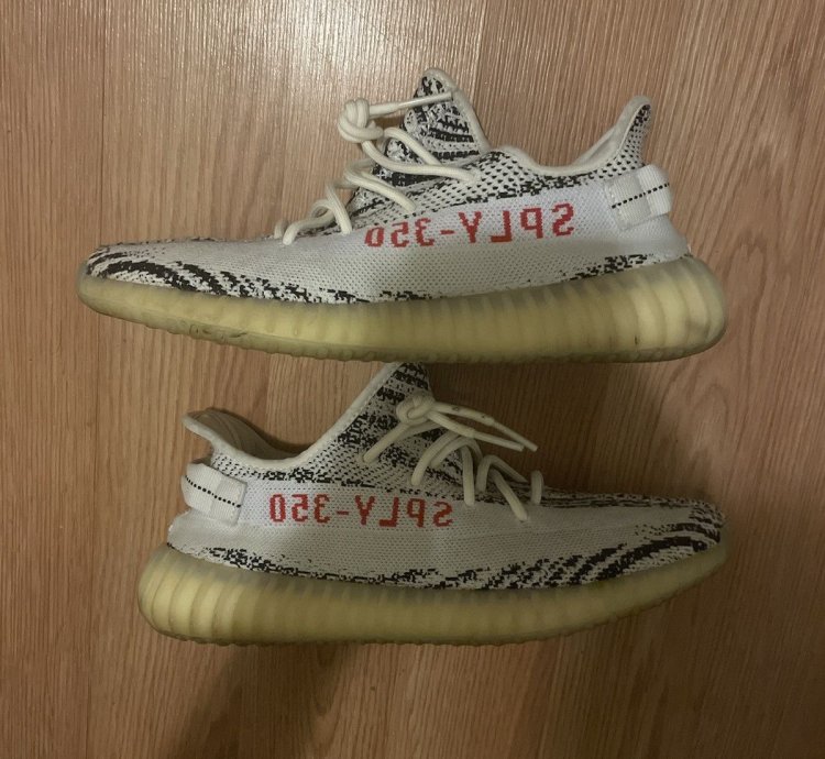 Yeezy Boost 350 V2 Zebra Us11