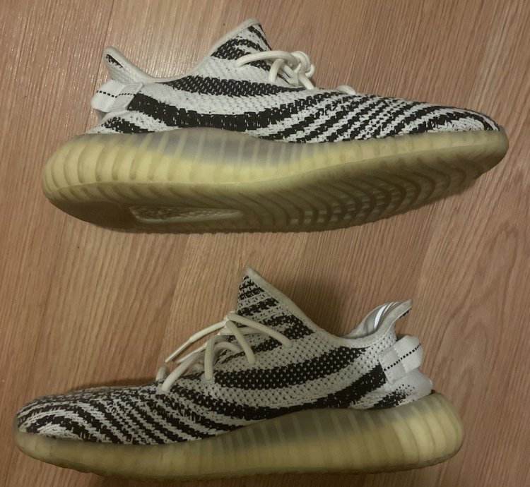 Yeezy Boost 350 V2 Zebra Us11