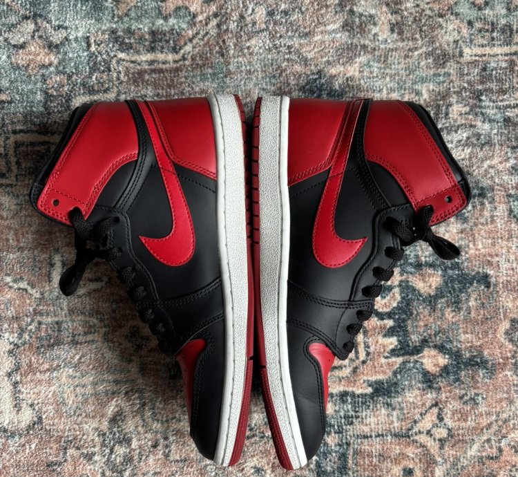 2025 Bred Jordan 1
