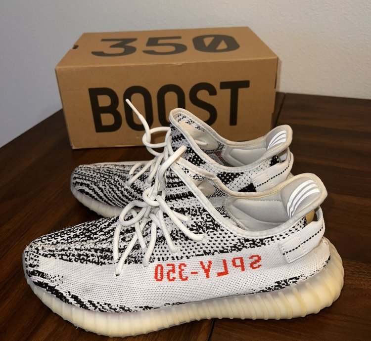 Yeezy Boost 350 Zebra