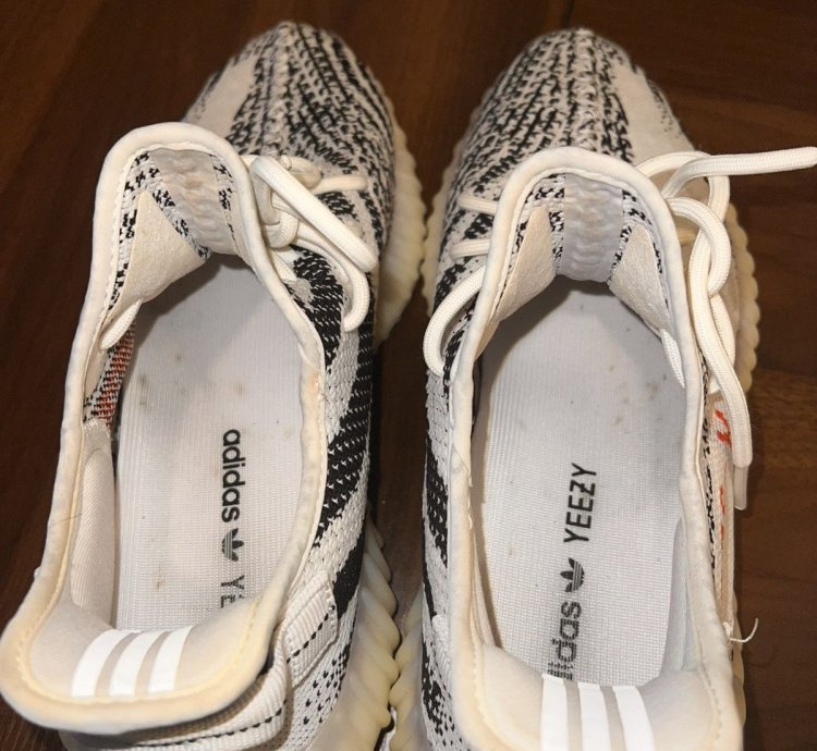 Yeezy Boost 350 Zebra