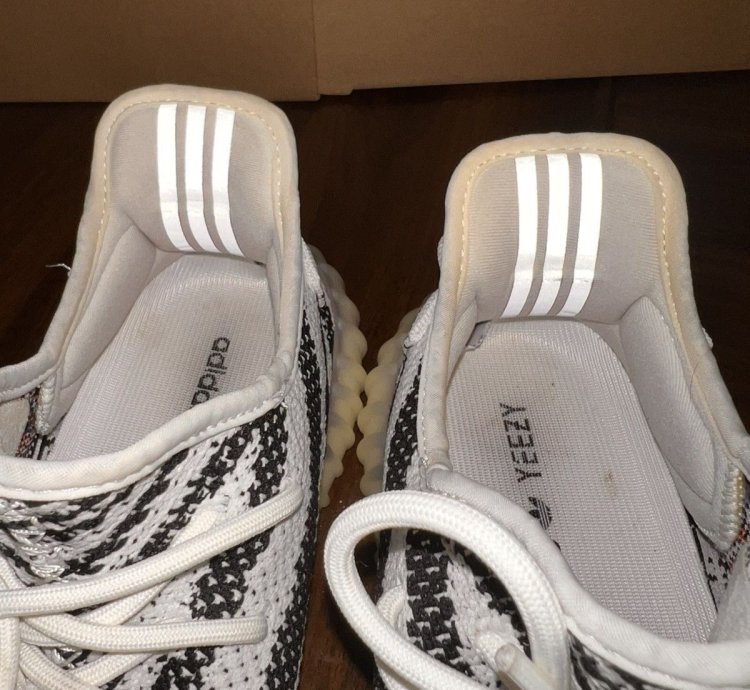 Yeezy Boost 350 Zebra