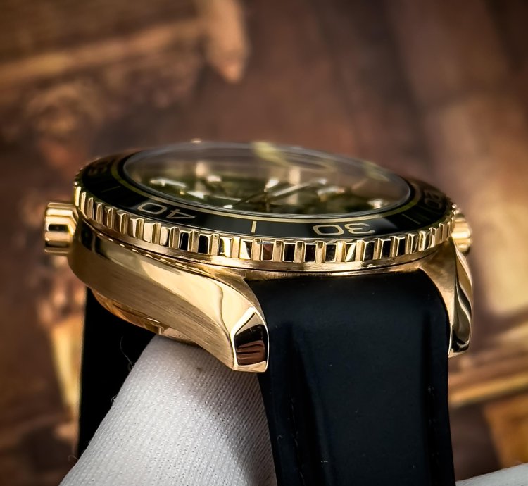 Omega Seamaster Planet Ocean 232 63 42 21 01 001