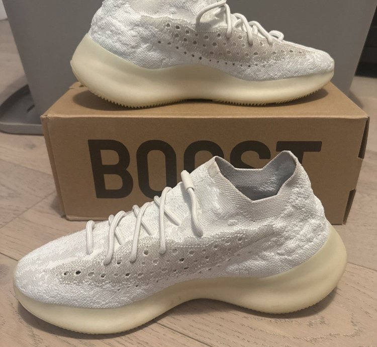 Yeezy Boost 380 Gz8668 Calcite Glow