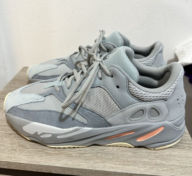 Yeezy Boost 700 - Inertia