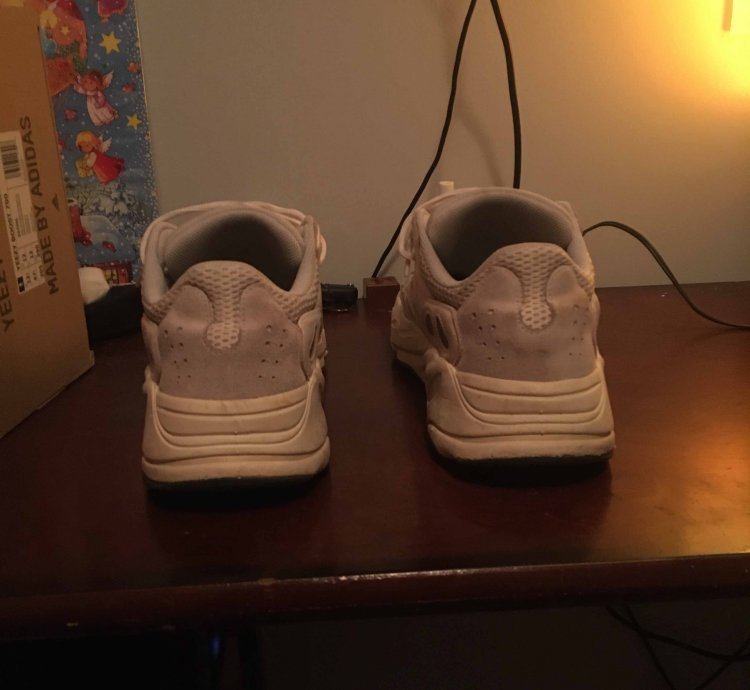 Yeezy Boost 700 Analog