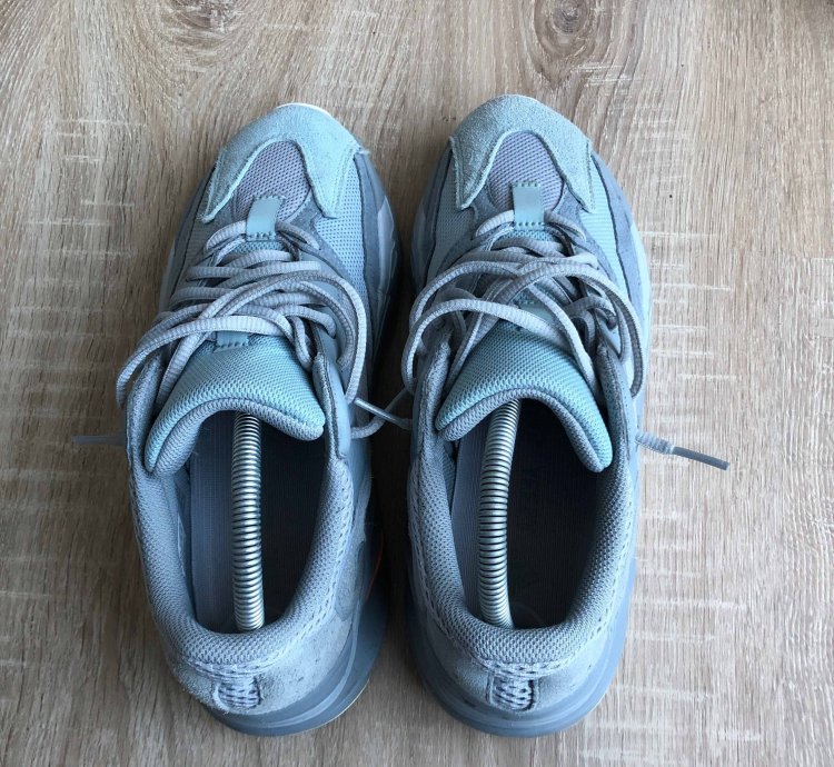 Yeezy Boost 700 Inertia
