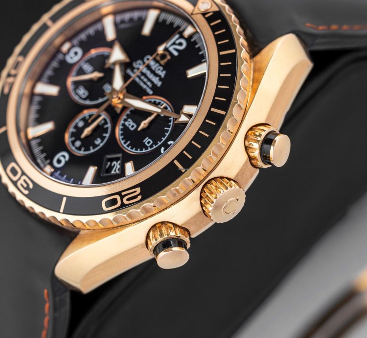 Omega Seamaster Planet Ocean Chronograph 22263465001001