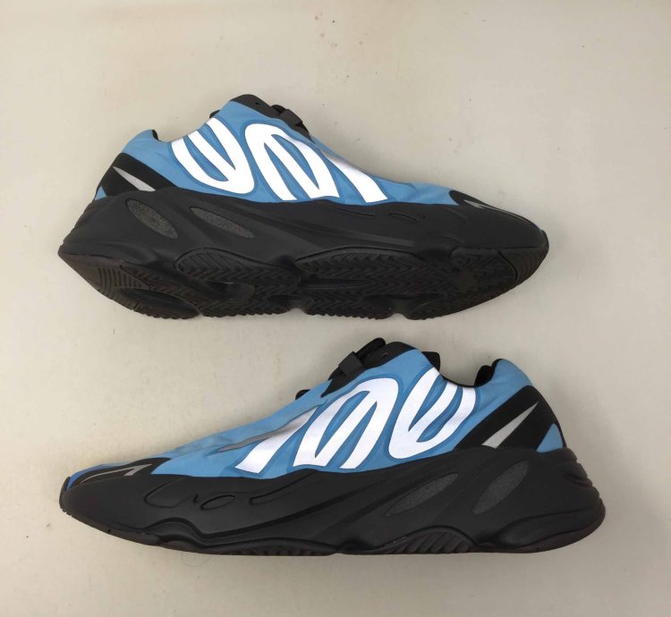 Yeezy Boost 700 Mnvn Bright Cyan
