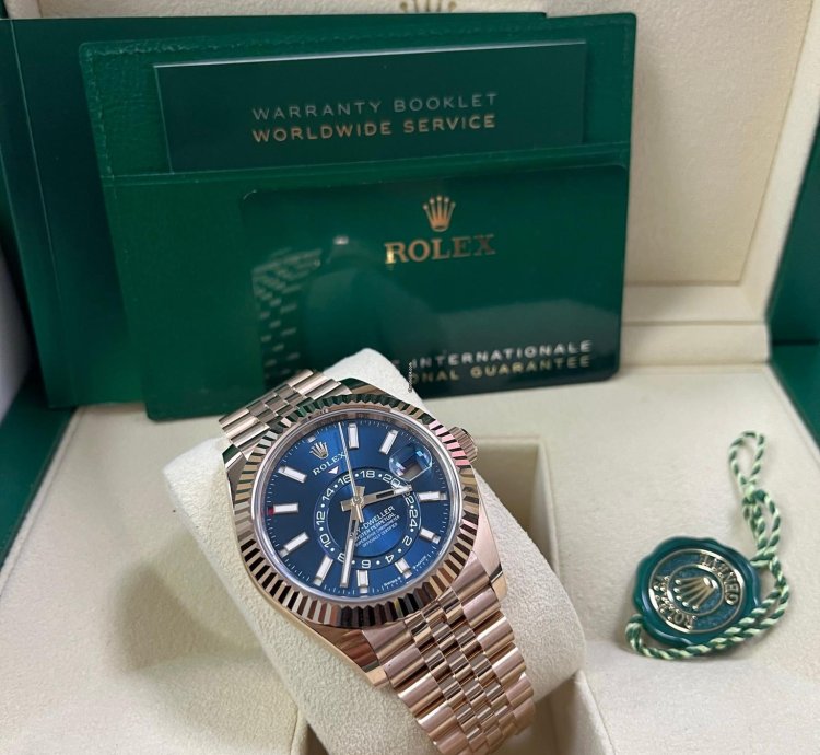 Rolex Sky-dweller 42mm Blue Dial Rose Gold Jubilee Bracelet 336935