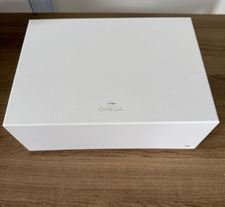 Omega Seamaster Planet Ocean Chronograph Complete Set