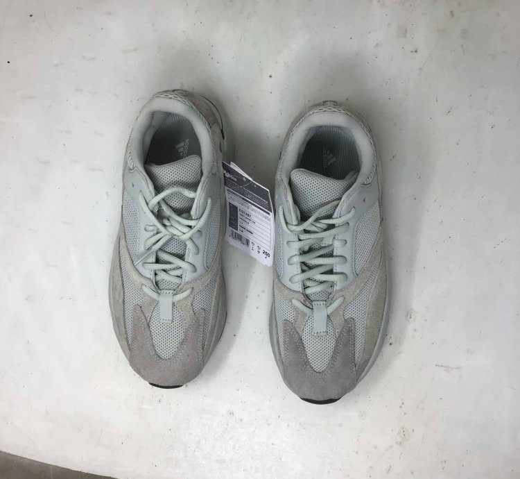 Yeezy Boost 700 Salt