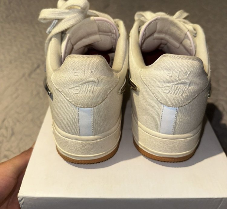 Air Force 1 Low Travis Scott