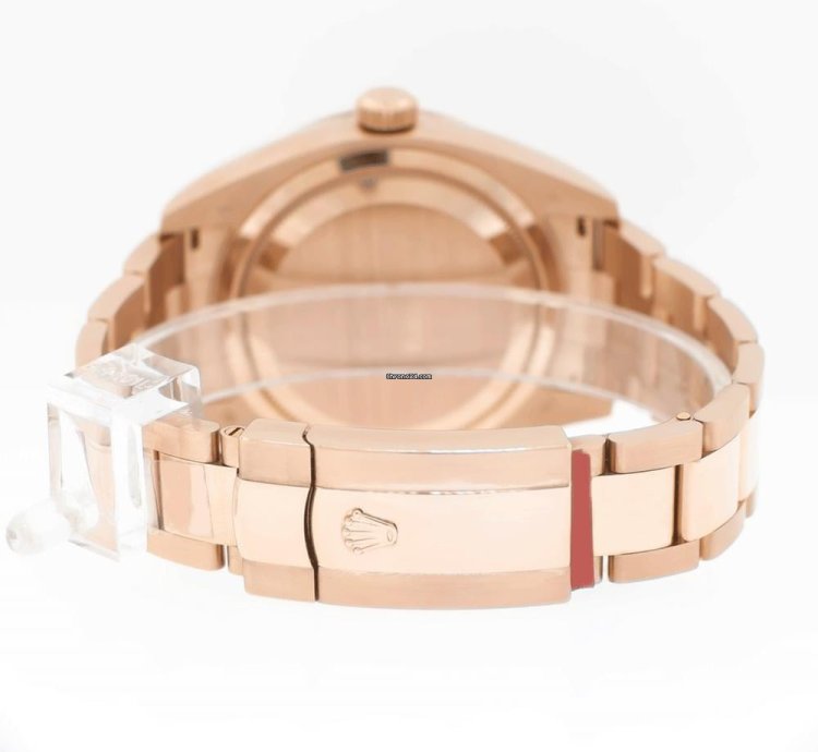Rolex Sky-dweller 42mm Everose Gold White Index Dial Fluted Bezel 326935