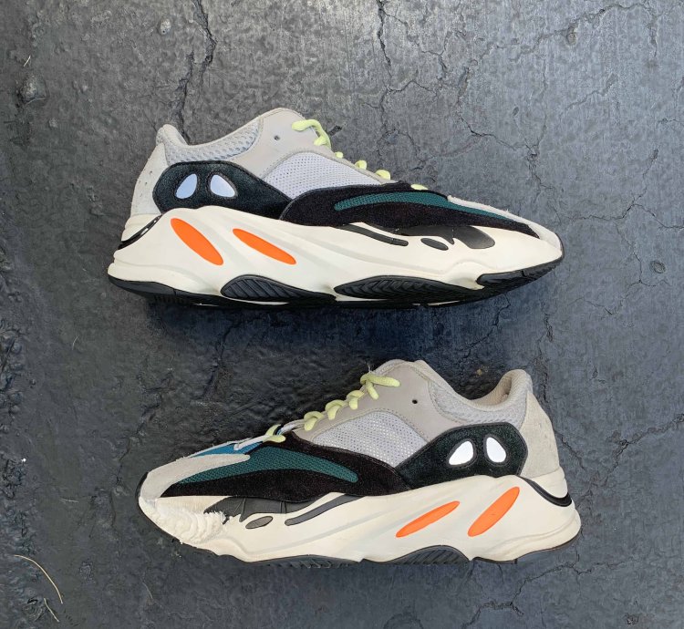 Yeezy Boost 700 Wave Runner 2017