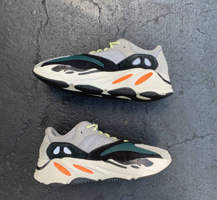 Yeezy Boost 700 Wave Runner 2017