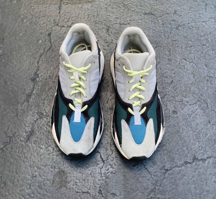 Yeezy Boost 700 Wave Runner 2017