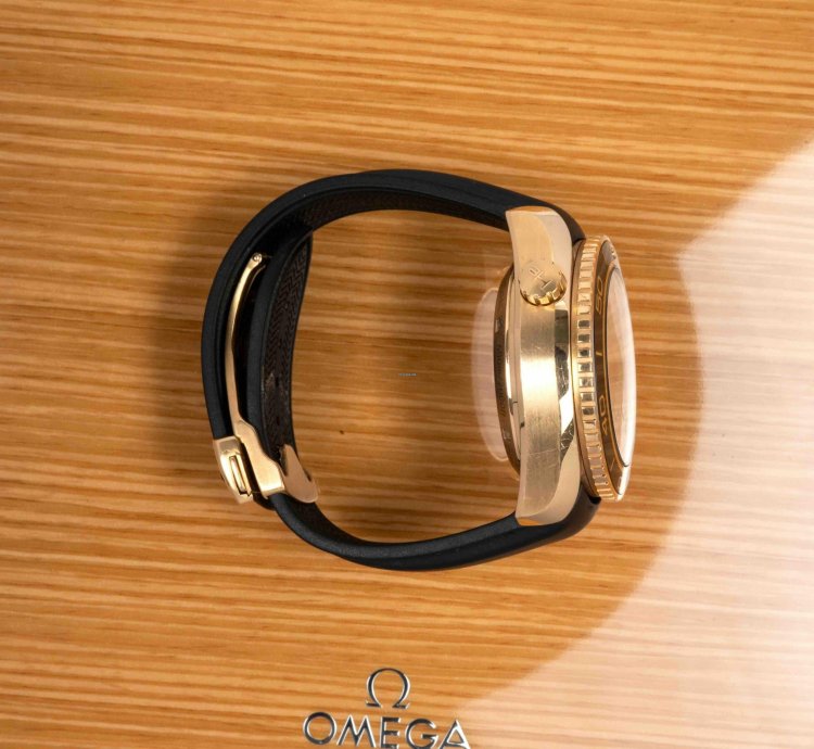 Omega Seamaster Planet Ocean Chronograph Rose Red Gold Planet Ocean Chronograph 232 63 46 51 01 001 May 2016