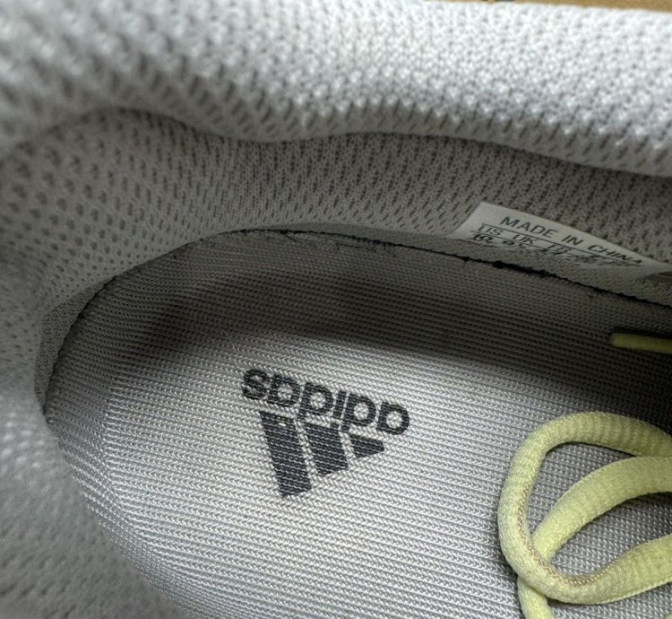 Yeezy Boost 700 Waverunner