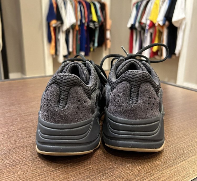 Yeezy Boost 700- Utility Black