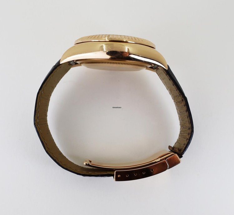 Rolex Sky-dweller 42mm Fluted Bezel Chocolate Sunray Arabic Dial Leather Band 326135