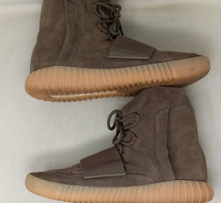 Yeezy Boost 750 Chocolate