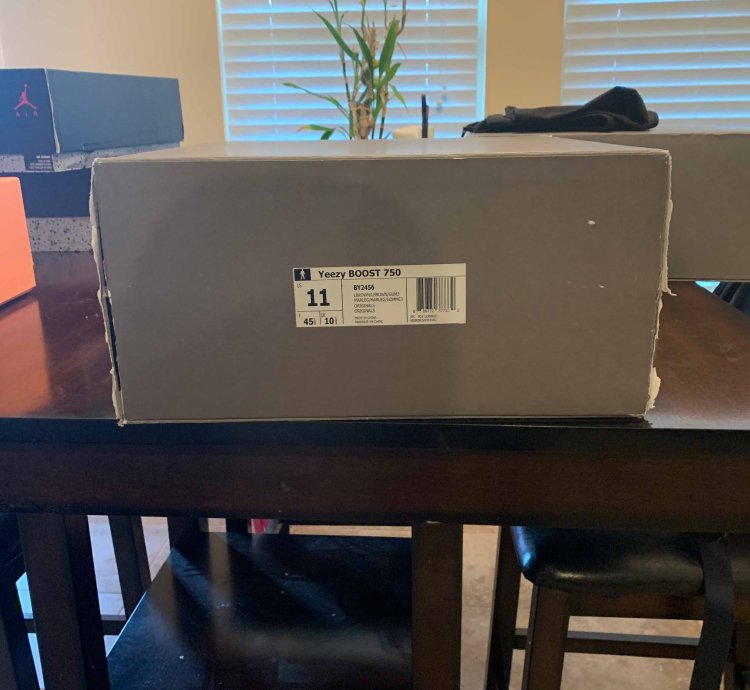 Yeezy Boost 750 Chocolate