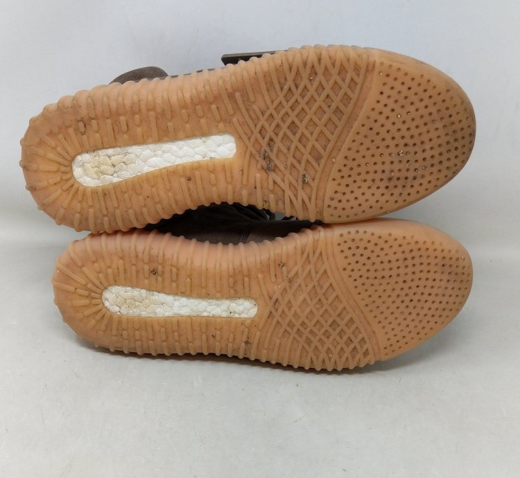 Yeezy Boost 750 Chocolate