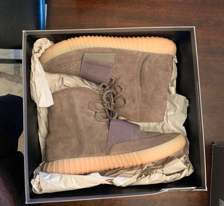 Yeezy Boost 750 Chocolate