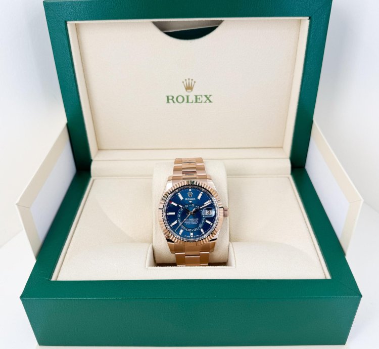 Rolex Sky-dweller 42mm Fluted Bezel Everose Gold Blue Index Dial Oyster Bracelet 336935