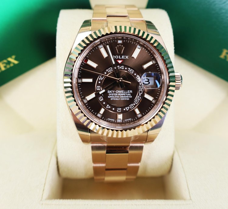 Rolex Sky-dweller 42mm Fluted Bezel Everose Gold Chocolate Index Dial Oyster Band 326935