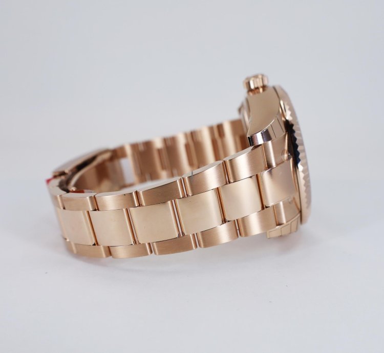 Rolex Sky-dweller 42mm Fluted Bezel Everose Gold Chocolate Index Dial Oyster Band 326935